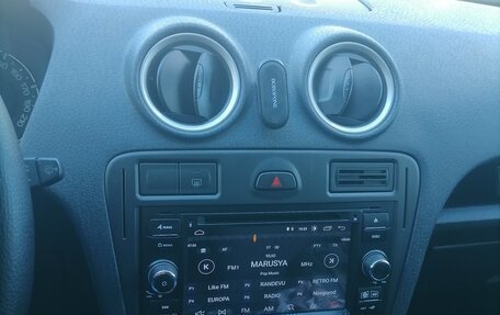 Ford Fusion I, 2006 год, 450 000 рублей, 17 фотография
