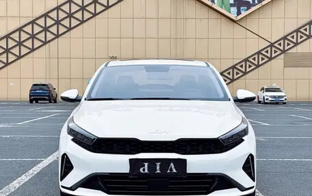 KIA K3, 2023 год, 1 582 000 рублей, 2 фотография