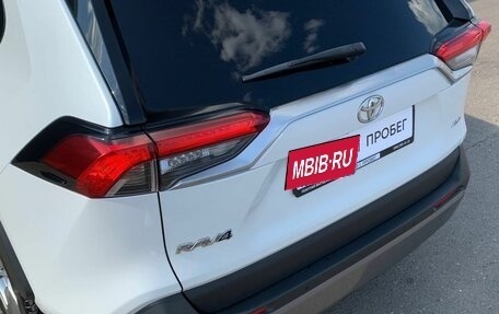 Toyota RAV4, 2021 год, 3 770 000 рублей, 6 фотография