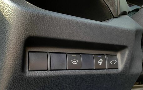Toyota RAV4, 2021 год, 3 770 000 рублей, 16 фотография
