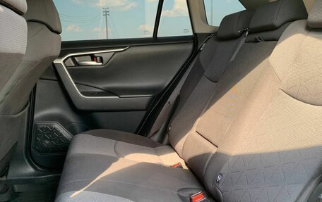 Toyota RAV4, 2021 год, 3 770 000 рублей, 18 фотография