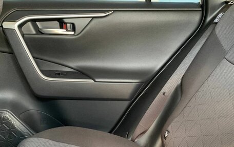 Toyota RAV4, 2021 год, 3 770 000 рублей, 17 фотография