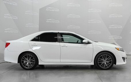 Toyota Camry, 2013 год, 1 690 000 рублей, 6 фотография
