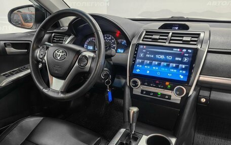 Toyota Camry, 2013 год, 1 690 000 рублей, 14 фотография