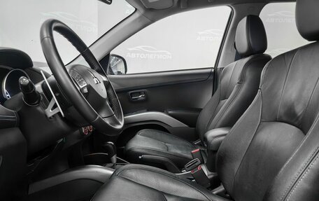 Mitsubishi Outlander III рестайлинг 3, 2012 год, 1 300 000 рублей, 10 фотография