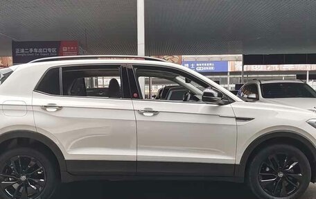 Volkswagen T-Cross I, 2022 год, 1 380 000 рублей, 6 фотография