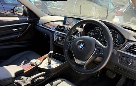 BMW 3 серия, 2018 год, 920 000 рублей, 5 фотография