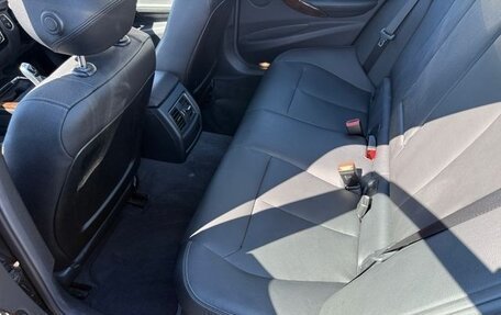 BMW 3 серия, 2018 год, 920 000 рублей, 8 фотография