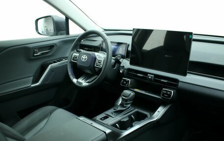 Toyota RAV4, 2026 год, 4 310 000 рублей, 3 фотография