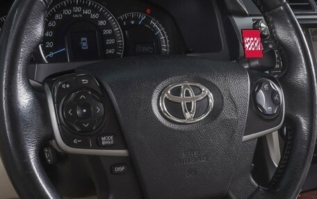 Toyota Camry, 2014 год, 1 680 000 рублей, 19 фотография