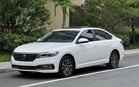 Volkswagen Lavida, 2022 год, 1 260 000 рублей, 1 фотография