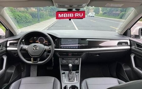 Volkswagen Lavida, 2022 год, 1 260 000 рублей, 5 фотография