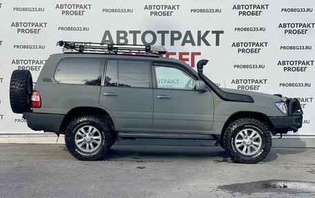 Toyota Land Cruiser 100 рестайлинг 2, 2006 год, 2 590 000 рублей, 4 фотография