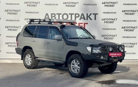 Toyota Land Cruiser 100 рестайлинг 2, 2006 год, 2 590 000 рублей, 3 фотография
