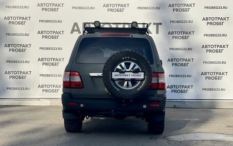 Toyota Land Cruiser 100 рестайлинг 2, 2006 год, 2 590 000 рублей, 6 фотография