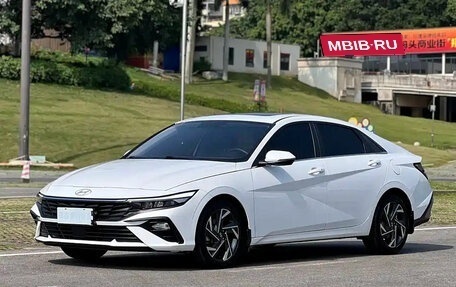 Hyundai Elantra, 2023 год, 1 250 000 рублей, 1 фотография