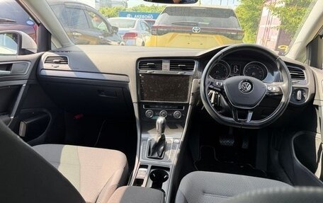 Volkswagen Golf VII, 2017 год, 860 000 рублей, 11 фотография