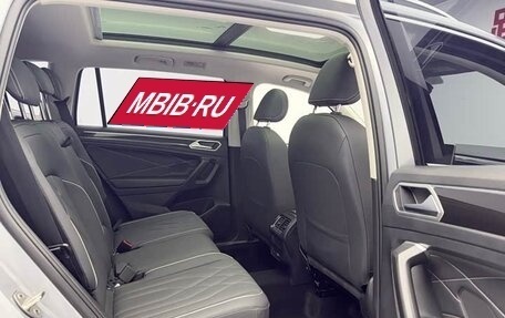 Volkswagen Tiguan II, 2023 год, 2 600 000 рублей, 20 фотография