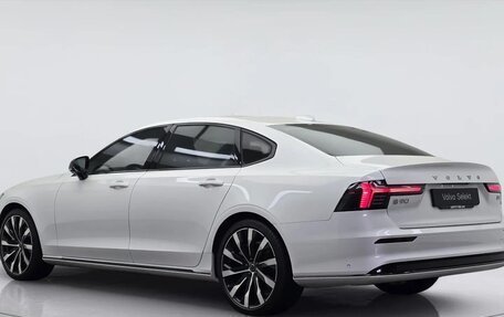Volvo S90 II рестайлинг, 2025 год, 5 761 000 рублей, 3 фотография