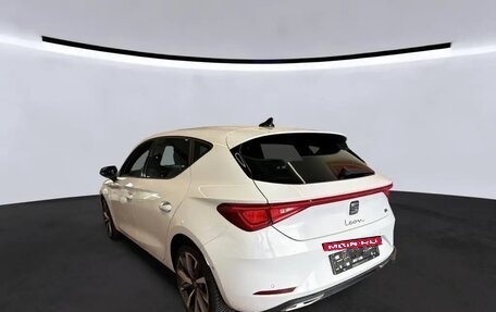 SEAT Leon IV, 2022 год, 1 992 000 рублей, 4 фотография