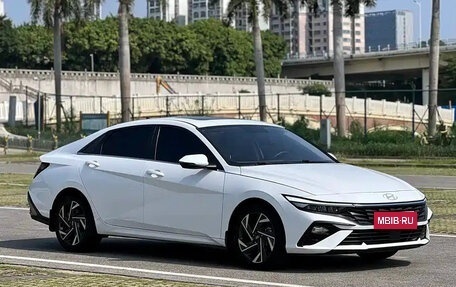 Hyundai Elantra, 2023 год, 1 250 000 рублей, 3 фотография