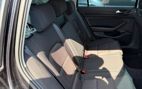 Volkswagen Passat B8 рестайлинг, 2015 год, 1 100 000 рублей, 11 фотография