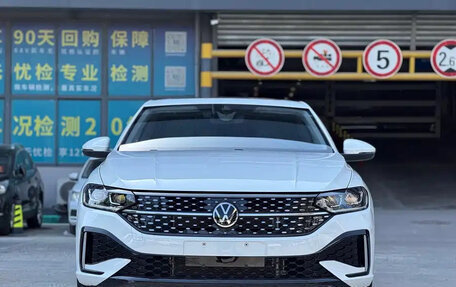 Volkswagen Lavida, 2024 год, 1 200 000 рублей, 2 фотография