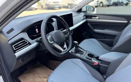 Volkswagen Lavida, 2024 год, 1 200 000 рублей, 8 фотография