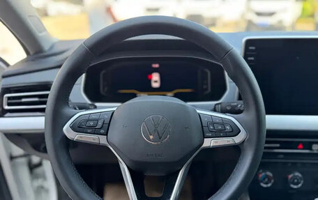 Volkswagen Lavida, 2024 год, 1 200 000 рублей, 13 фотография