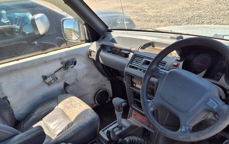 Mitsubishi Pajero III рестайлинг, 1994 год, 220 000 рублей, 21 фотография