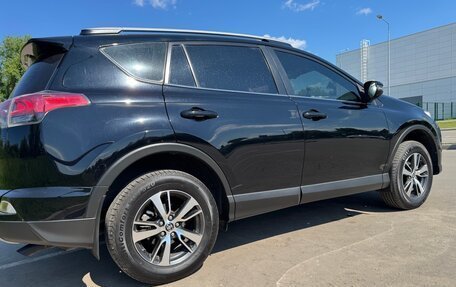 Toyota RAV4, 2017 год, 2 800 000 рублей, 8 фотография