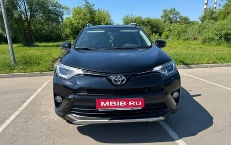 Toyota RAV4, 2017 год, 2 800 000 рублей, 9 фотография