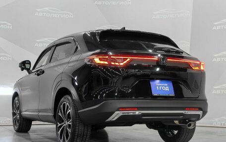 Honda Vezel, 2021 год, 2 420 000 рублей, 25 фотография