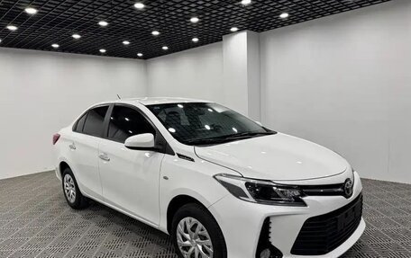 Toyota Vios III, 2022 год, 910 005 рублей, 4 фотография