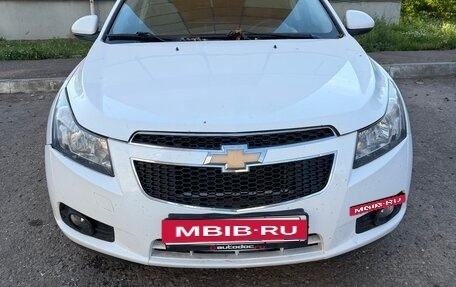 Chevrolet Cruze II, 2011 год, 600 000 рублей, 2 фотография