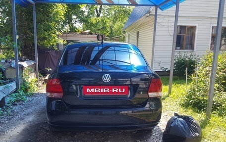 Volkswagen Polo VI (EU Market), 2011 год, 500 000 рублей, 2 фотография