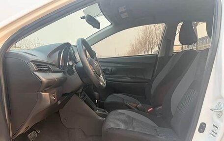 Toyota Vios III, 2022 год, 1 273 000 рублей, 10 фотография
