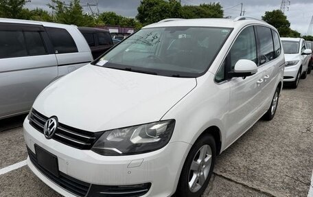 Volkswagen Sharan II, 2011 год, 780 000 рублей, 2 фотография