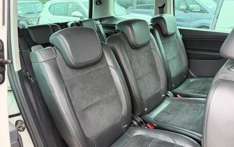 Volkswagen Sharan II, 2011 год, 780 000 рублей, 18 фотография