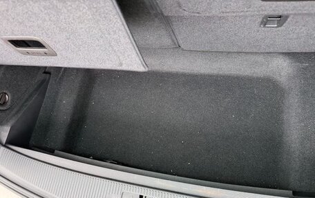 Volkswagen Sharan II, 2011 год, 780 000 рублей, 20 фотография