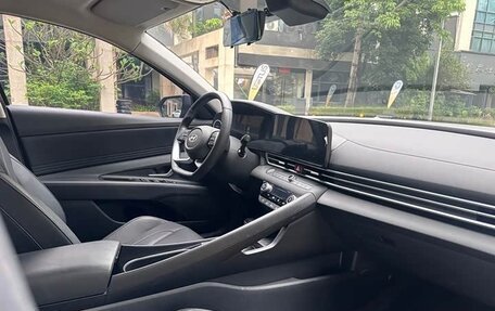 Hyundai Elantra, 2023 год, 1 250 000 рублей, 11 фотография