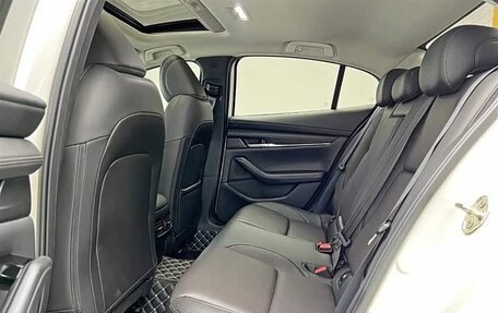 Mazda 3, 2023 год, 1 627 000 рублей, 10 фотография