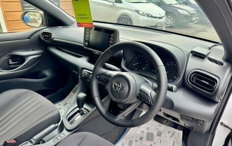 Toyota Yaris, 2020 год, 1 149 000 рублей, 12 фотография