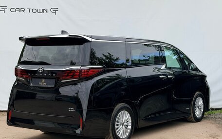 Toyota Alphard, 2025 год, 13 690 000 рублей, 5 фотография
