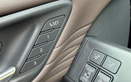 Toyota Alphard, 2025 год, 13 690 000 рублей, 13 фотография