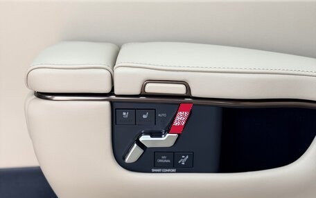Toyota Alphard, 2025 год, 13 690 000 рублей, 15 фотография