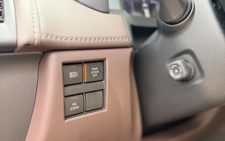 Toyota Alphard, 2025 год, 13 690 000 рублей, 25 фотография