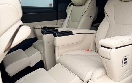 Toyota Alphard, 2025 год, 13 690 000 рублей, 33 фотография