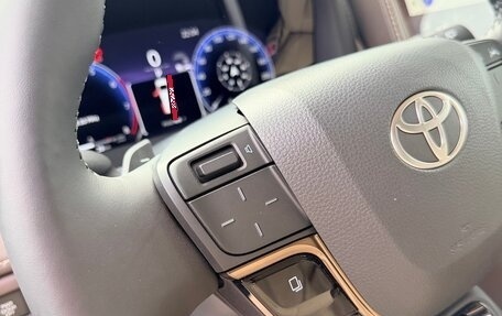 Toyota Alphard, 2025 год, 13 690 000 рублей, 40 фотография
