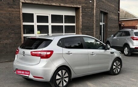 KIA Rio III рестайлинг, 2013 год, 940 000 рублей, 4 фотография